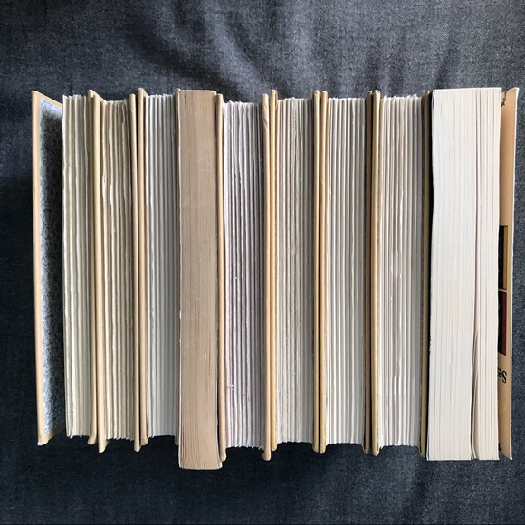 Bundle of 10 Lemony Snicket — A Series of Unfortunate Events Books - Picture 3 of 13